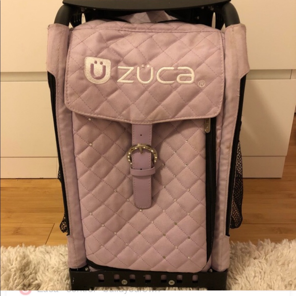Züca rolling bag. Light purple with rhinestone.
